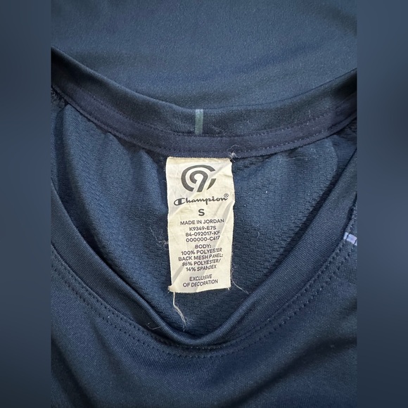 Women’s Champion C9 navy blue running top with thumb holes. Size small. - Picture 5 of 5